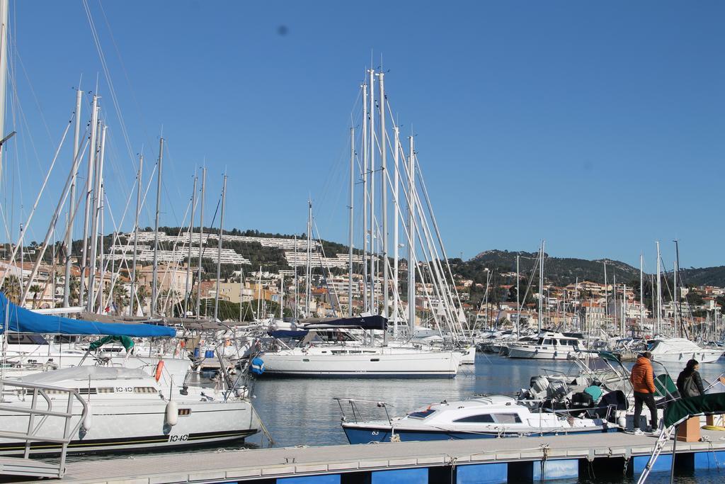 Beau T2 en centre ville avec parking privé Bandol Exterior foto